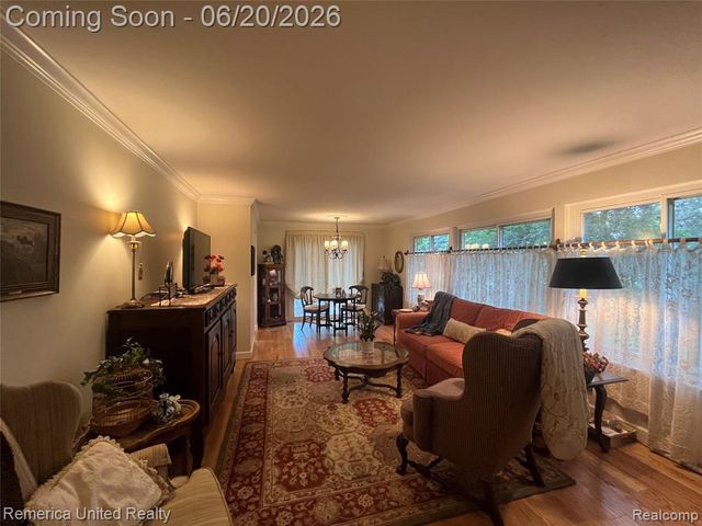 2223 Strader Drive, West Bloomfield, MI 48324