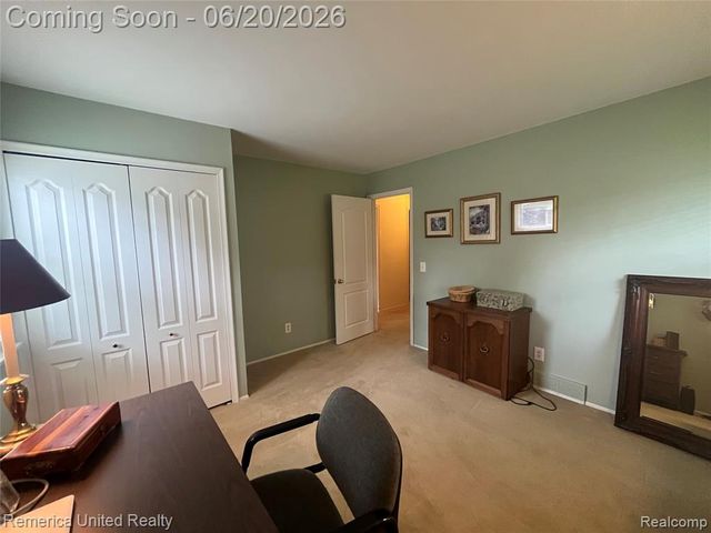 2223 Strader Drive, West Bloomfield, MI 48324