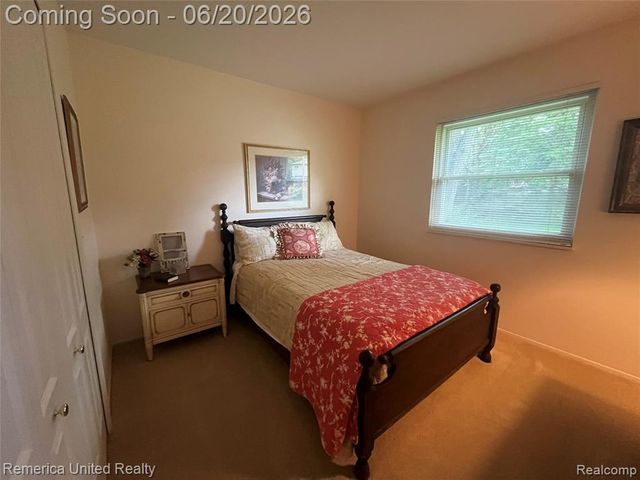 2223 Strader Drive, West Bloomfield, MI 48324