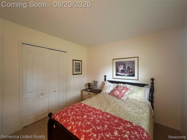 2223 Strader Drive, West Bloomfield, MI 48324