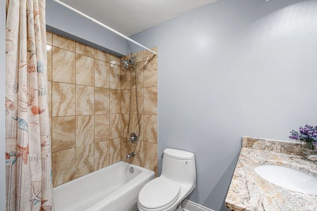 5455 N Sheridan Road 711, Chicago, IL 60640