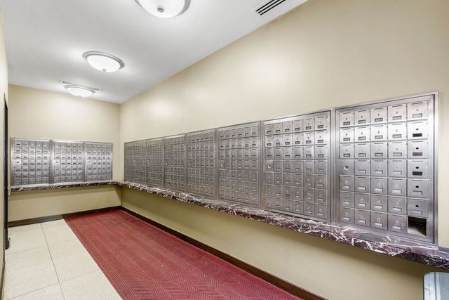 5455 N Sheridan Road 711, Chicago, IL 60640