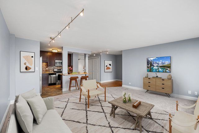 5455 N Sheridan Road 711, Chicago, IL 60640