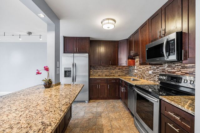 5455 N Sheridan Road 711, Chicago, IL 60640