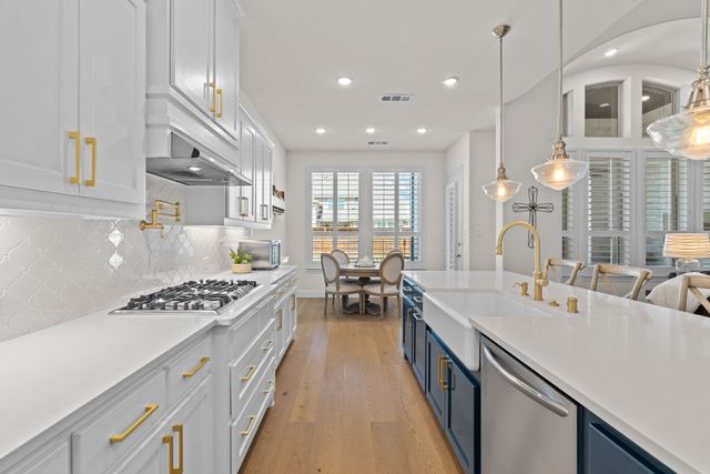 1217 Armadillo Trail, Lantana, TX 76226