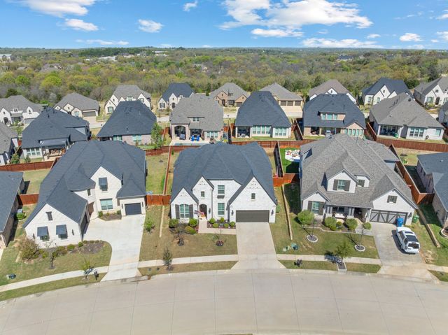 1217 Armadillo Trail, Lantana, TX 76226