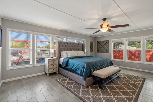 35 Presidio RD, Wimberley, TX 78676