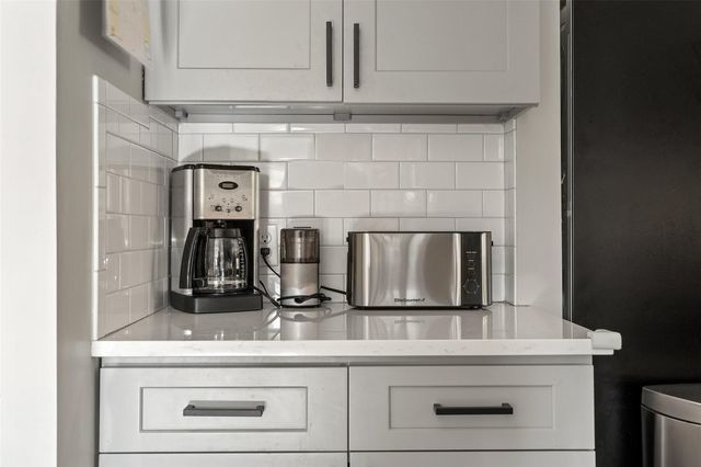 35 Presidio RD, Wimberley, TX 78676