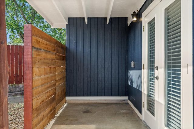 35 Presidio RD, Wimberley, TX 78676