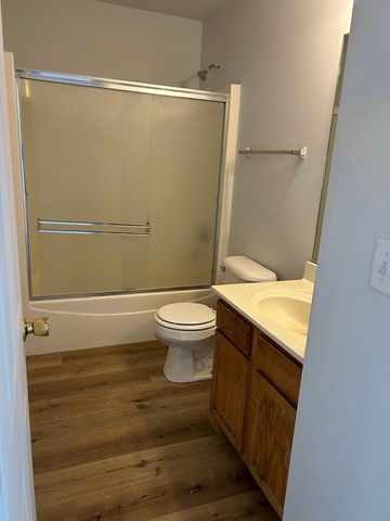 161 GREGORY M SEARS Drive, Gilberts, IL 60136