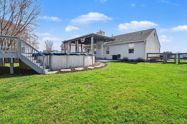 8 Robin Way, Pierce Twp, OH 45102