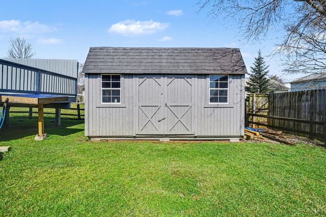 8 Robin Way, Pierce Twp, OH 45102