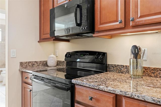 7321 SKYBIRD ROAD 397, Bradenton, FL 34209