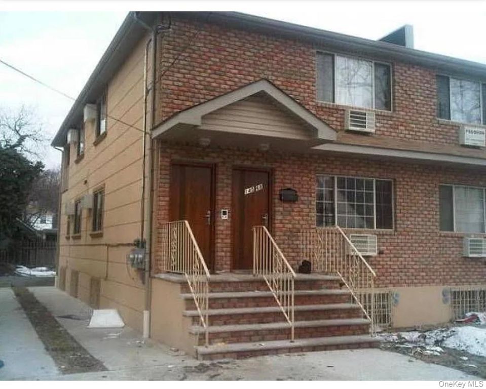 14568 221st Street, Springfield Gardens, NY 11413