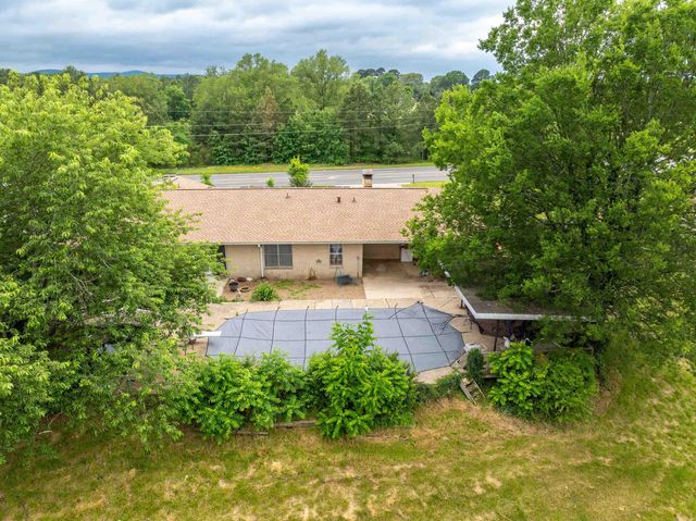 3478 Airport Road, Pearcy, AR 71964