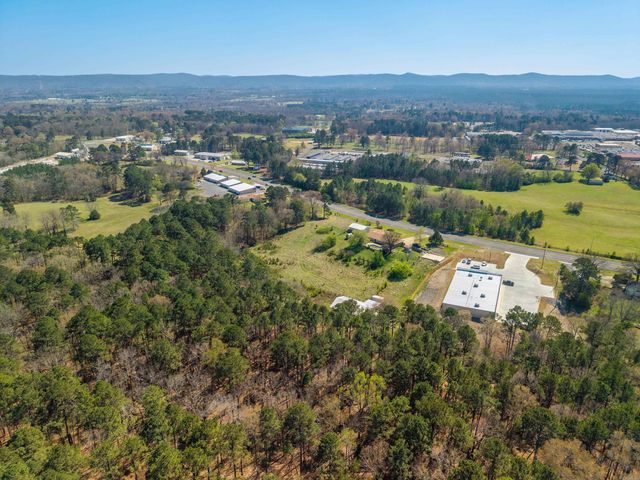 3478 Airport Road, Pearcy, AR 71964