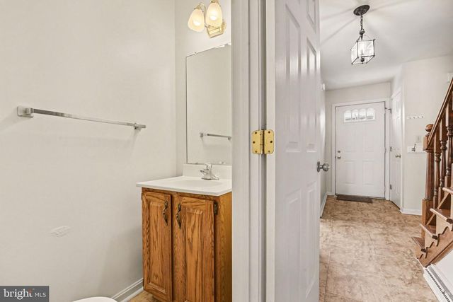 652 PARK RIDGE DR, Mechanicsburg, PA 17055