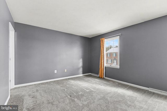 652 PARK RIDGE DR, Mechanicsburg, PA 17055