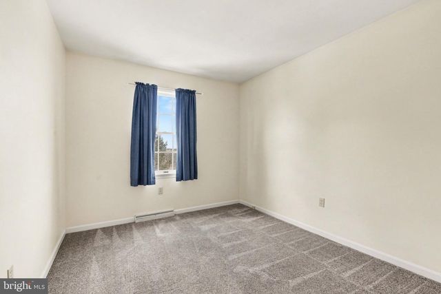 652 PARK RIDGE DR, Mechanicsburg, PA 17055