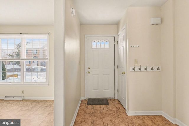 652 PARK RIDGE DR, Mechanicsburg, PA 17055