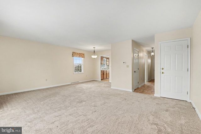 652 PARK RIDGE DR, Mechanicsburg, PA 17055