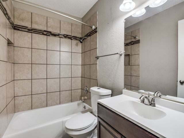 301 Springwillow Road, Burleson, TX 76028