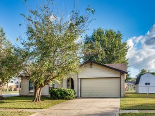 301 Springwillow Road, Burleson, TX 76028