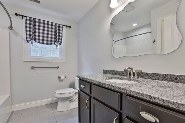 3 Wadsworth Drive, Brookline, NH 03033