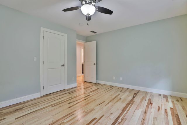 3 Wadsworth Drive, Brookline, NH 03033