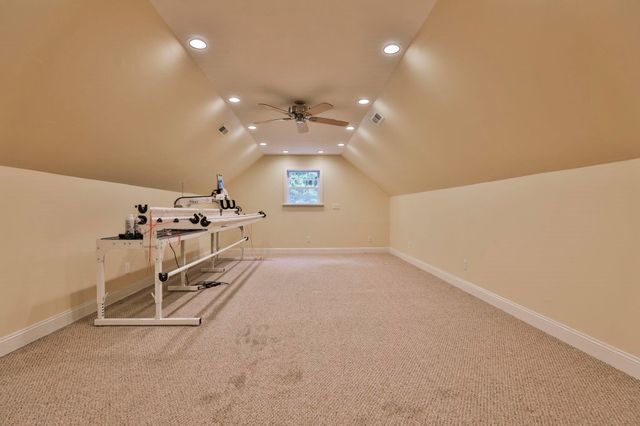 3 Wadsworth Drive, Brookline, NH 03033