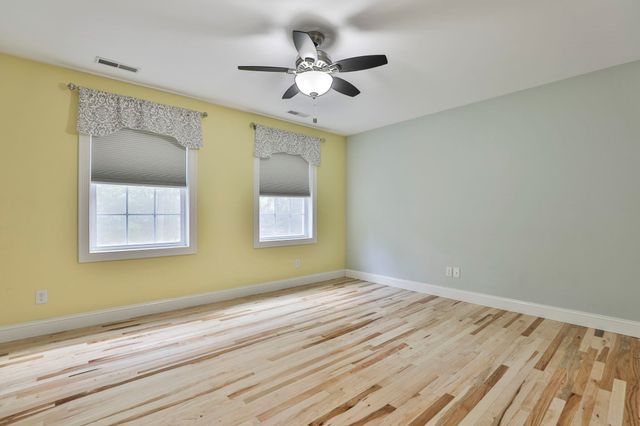 3 Wadsworth Drive, Brookline, NH 03033