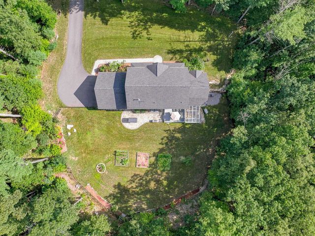3 Wadsworth Drive, Brookline, NH 03033