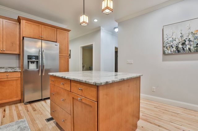 3 Wadsworth Drive, Brookline, NH 03033