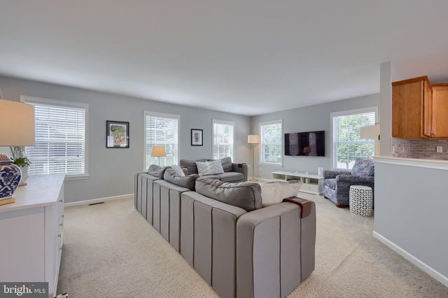 2201 HAMPSHIRE AVE, Lancaster, PA 17601