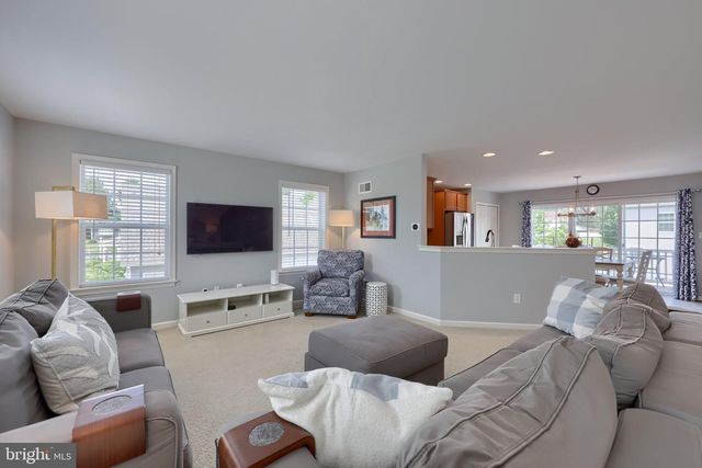 2201 HAMPSHIRE AVE, Lancaster, PA 17601