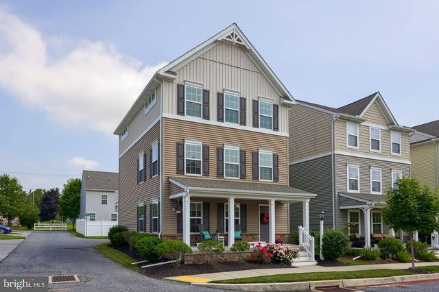 2201 HAMPSHIRE AVE, Lancaster, PA 17601