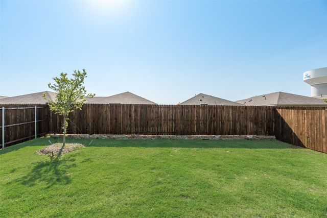 2373 Aspen Hill Drive, Forney, TX 75126