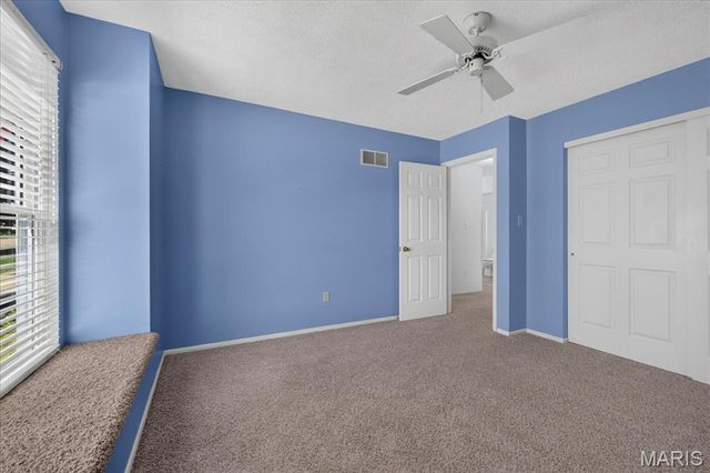 22 Burlington Court, St Charles, MO 63304