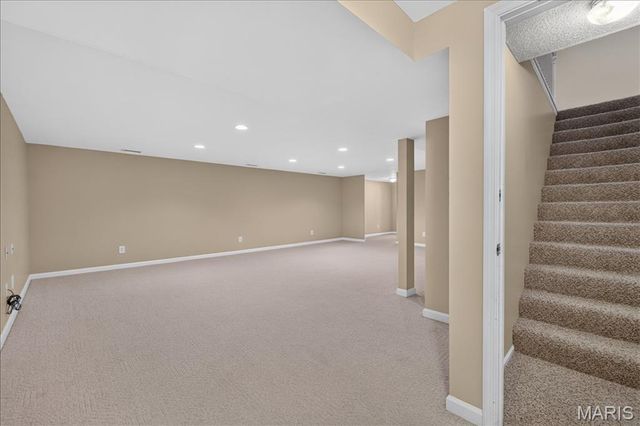 22 Burlington Court, St Charles, MO 63304