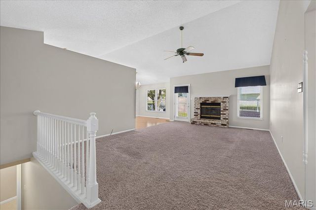 22 Burlington Court, St Charles, MO 63304