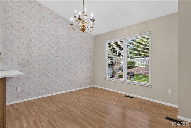 22 Burlington Court, St Charles, MO 63304