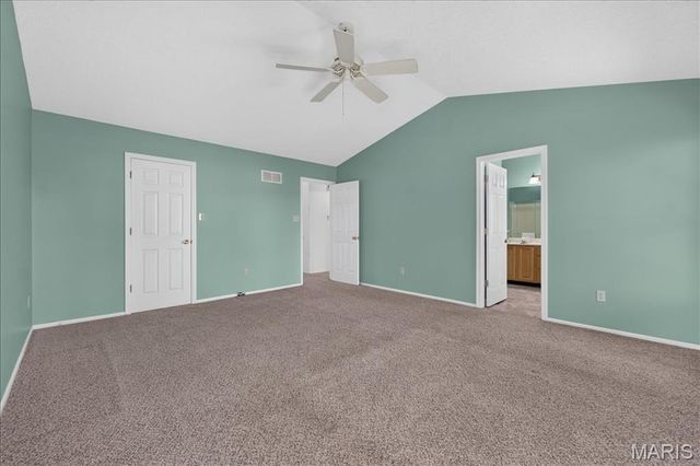 22 Burlington Court, St Charles, MO 63304