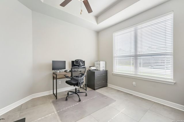 208 ENGLEWOOD LN, Castroville, TX 78009