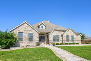 208 ENGLEWOOD LN, Castroville, TX 78009