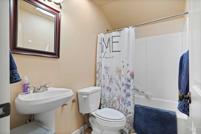 442 Pioneer Path, Twin Falls, ID 83301