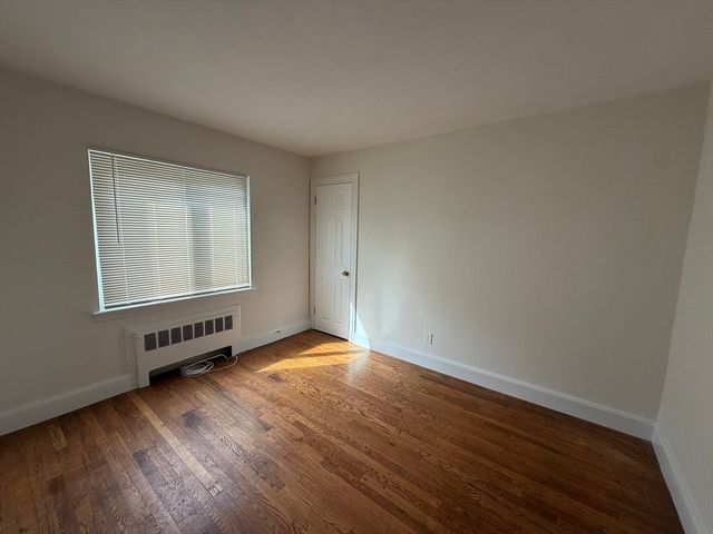 28 Sparrow Street 28, Boston, MA 02132