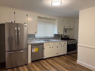 28 Sparrow Street 28, Boston, MA 02132