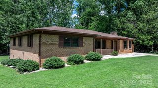 3195 Meadowbrook Street, Valdese, NC 28690