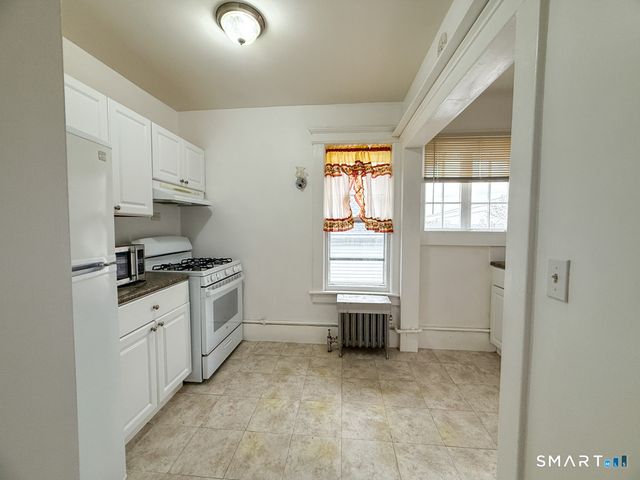 13 Park Avenue 2, Danbury, CT 06810