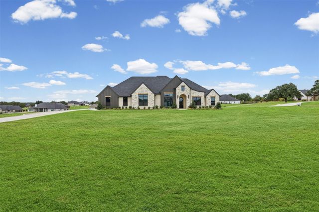 4000 Estancia Court, Weatherford, TX 76088